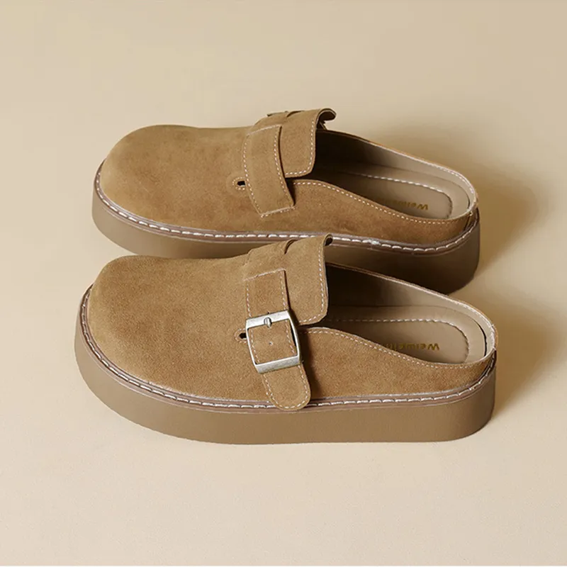City Camel Closed Toe Slippers Women's-8