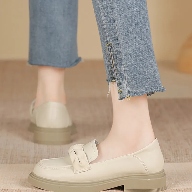 City camel Loafers Women's Apricot, Black-5