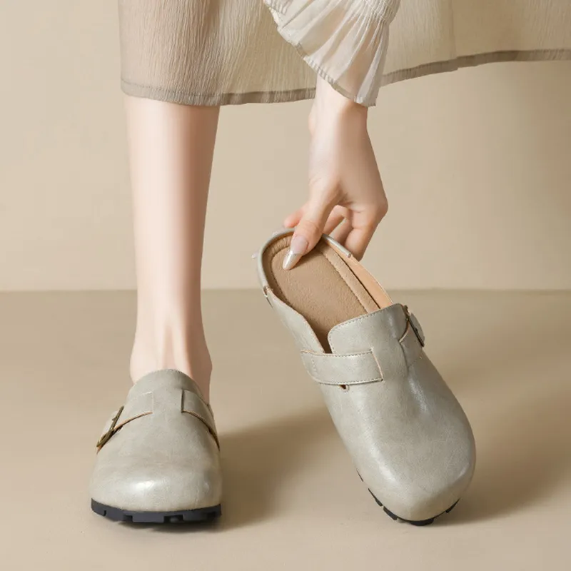 City Camel Rubber Sole Quiet Closed Toe Slippers Women's-10