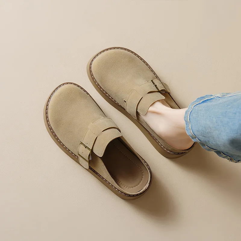 City Camel Closed Toe Slippers Women's-2