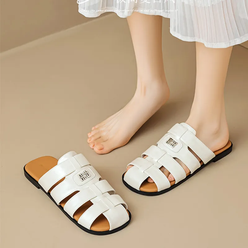 City Camel Closed Toe Slippers Women's Beige-2