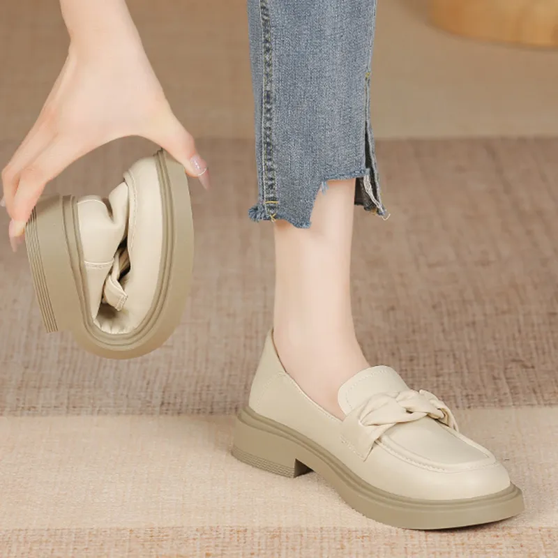 City camel Loafers Women's Apricot, Black-7