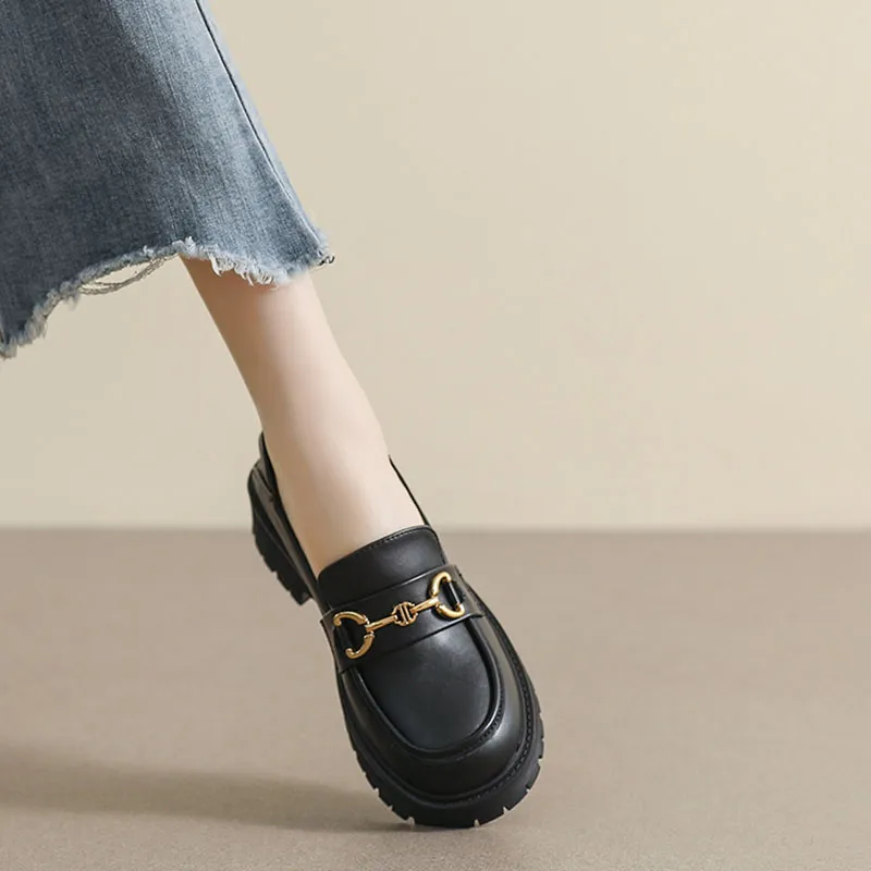 City camel Loafers Women's Black, Apricot-1