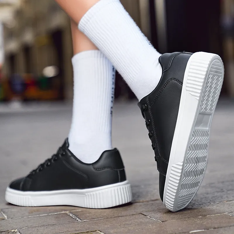 NMR Water-Resistant Lightweight Low-Top Skateboard Shoes Unisex-26