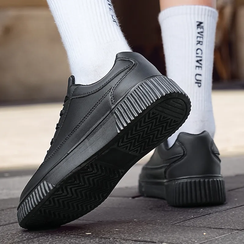 NMR Lightweight And Water-Resistant Low-Top Skateboard Shoes Unisex-10