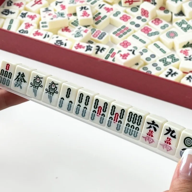 AECELI Mini Mahjong Tiles, Portable And Cute Mini Hand Crafted Entertainment Set Board Games-1