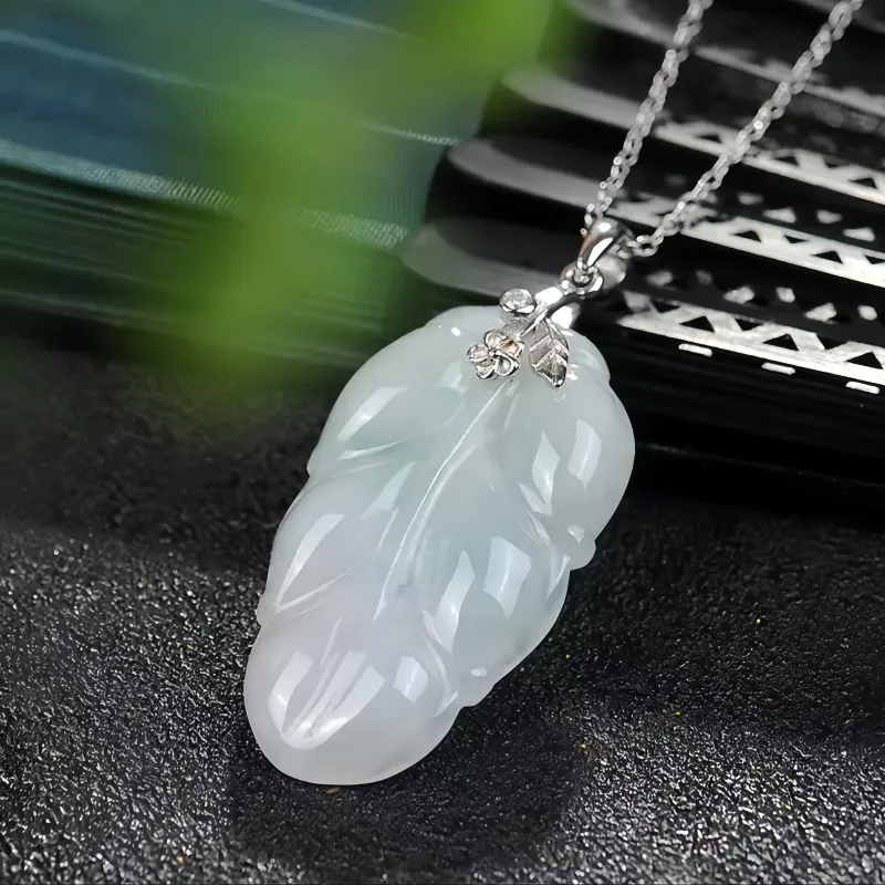 Noritake Bean Type Jadeite Necklaces Unisex-3