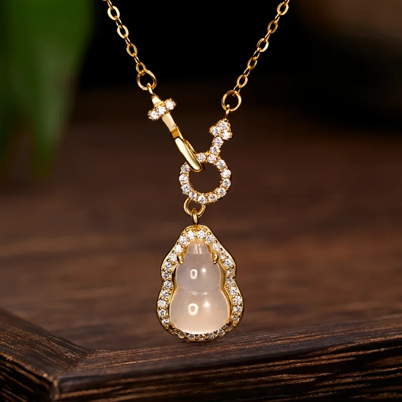 Noritake Chalcedony Jade Necklaces Women's-1