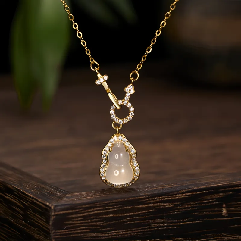 Noritake Chalcedony Jade Necklaces Women's-2