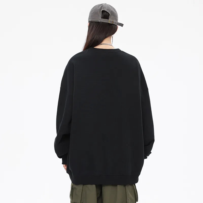 ARCLINEA Crew Neck Long Sleeved Sweatshirt Unisex-13