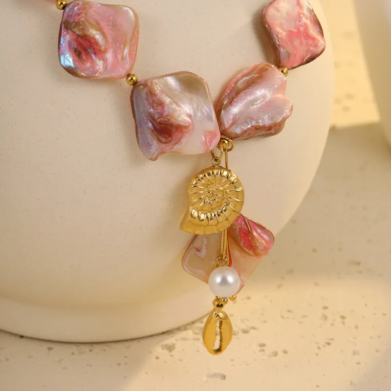 DVNRR Necklaces Women's-3