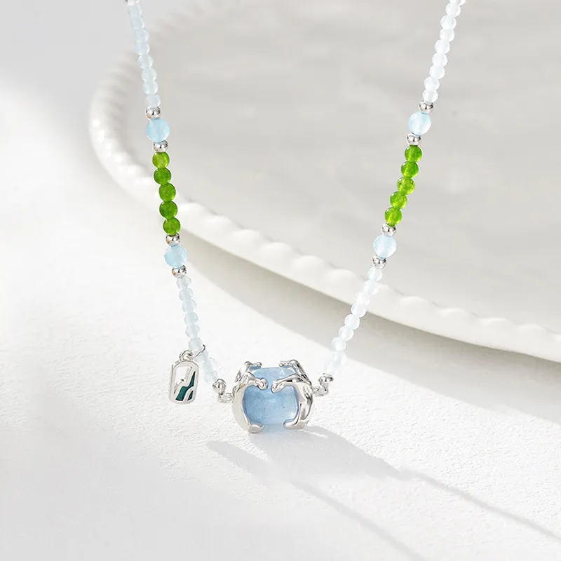 DVNRR Chalcedony Necklaces Women's-2