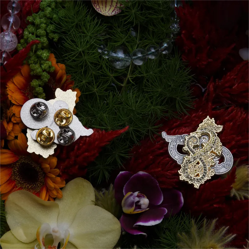 Daparo Yeung Enamel Brooches Unisex-5