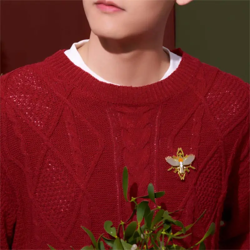 Daparo Yeung Metal Enamel Brooches Unisex-5