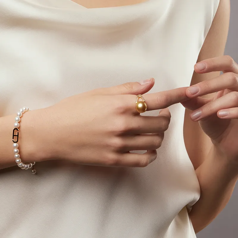 LYNN HAVEN Saltwater Pearl 18K Gold Diamond Ring Unisex-1