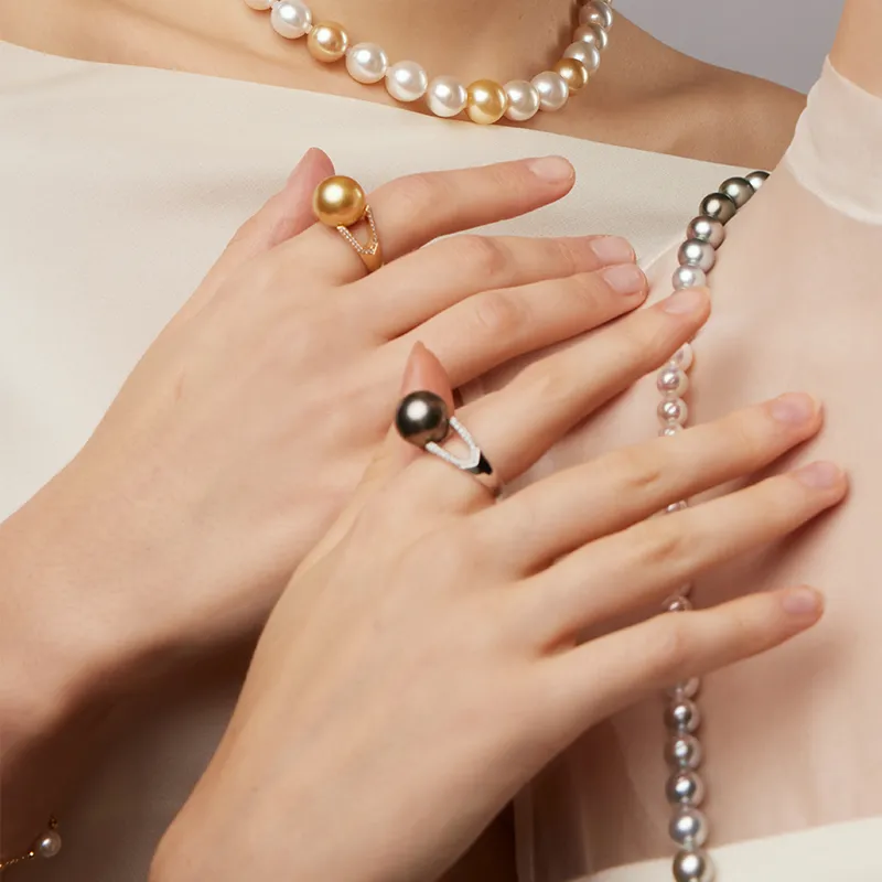 LYNN HAVEN Saltwater Pearl 18K Gold Diamond Ring Unisex-3