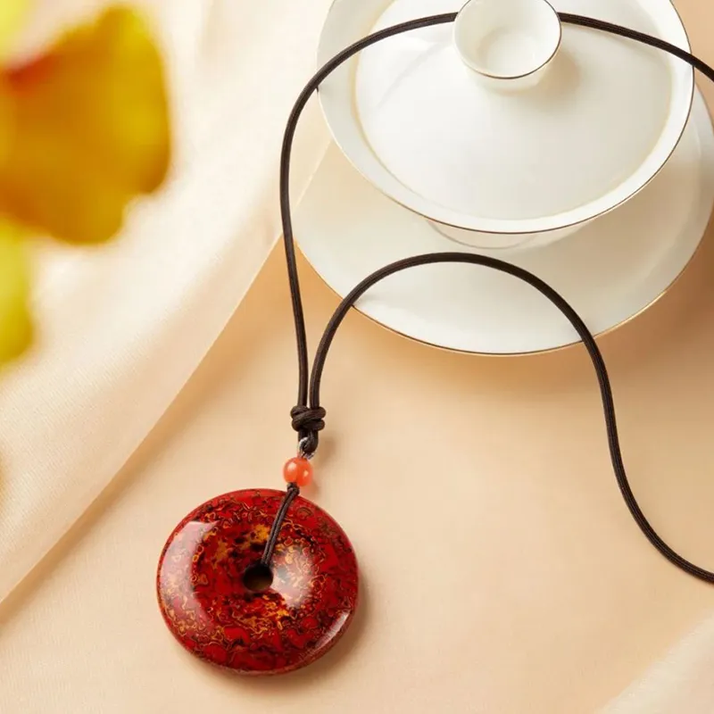 LIANGYUXI Lacquer Necklaces Unisex-1