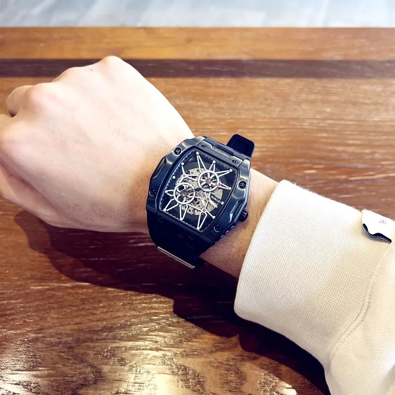 MUKUO Pioneer Collection Automatic Mechanical Movement Silicone Strap Watch Men's Watches Cut-Out Dial-1