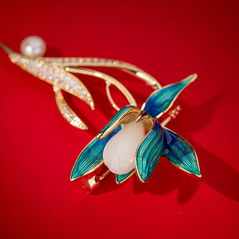 Yarondi Hetian Jade Brooches Women's-2