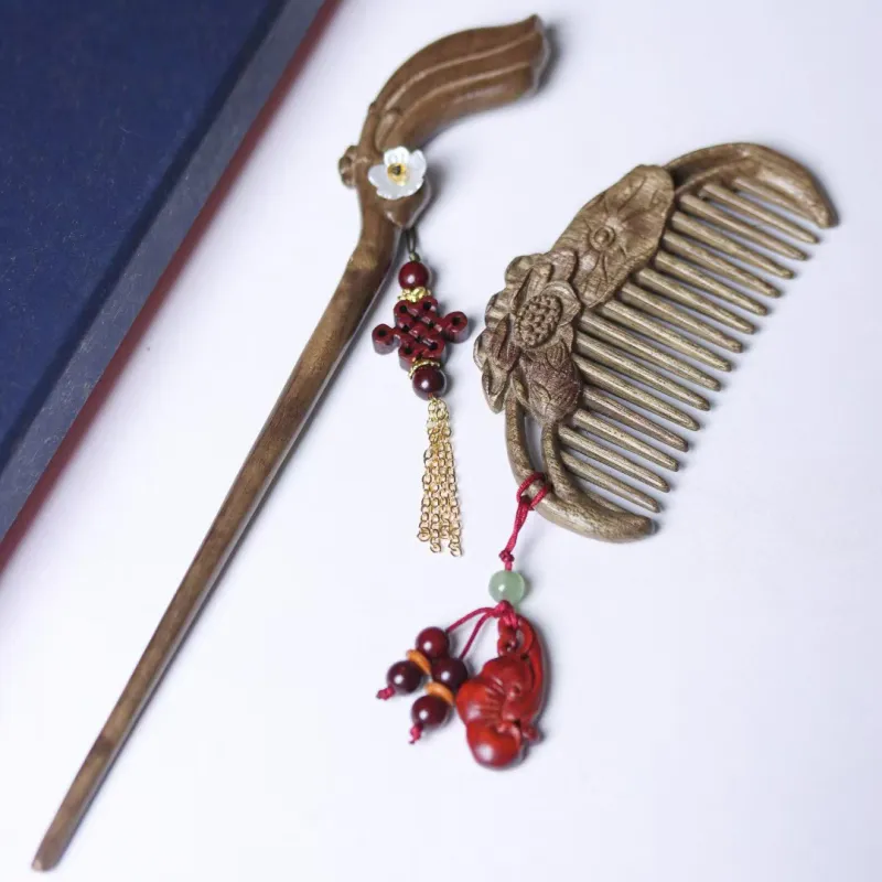 ZEYIYUAN Phoebe Zhennan Wooden Comb Women's-1
