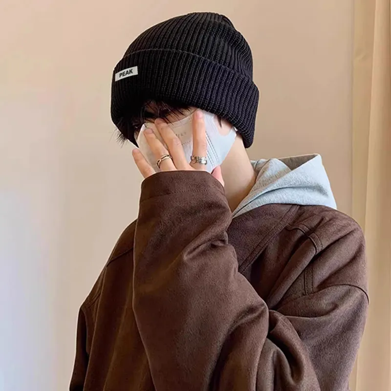 PEAK Beanies Unisex-1