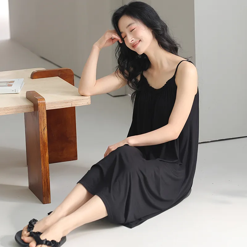 MADALLO Nightgown Women's Black-5