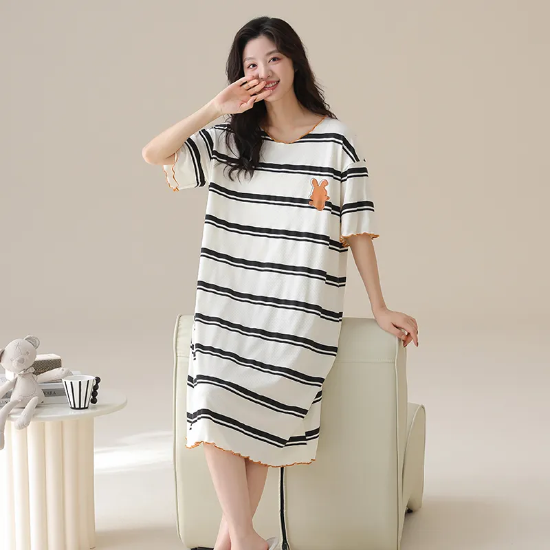 MADALLO Nightgown Women's Black White-5