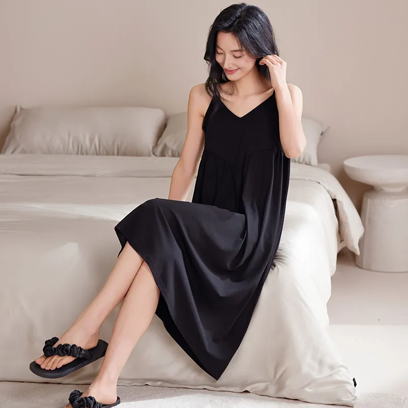 MADALLO Nightgown Women's Black-5
