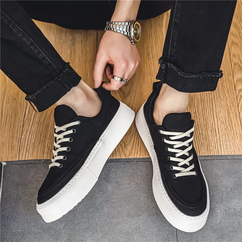 Peter Pan Breathable Low-Top Skateboard Shoes Men's-3