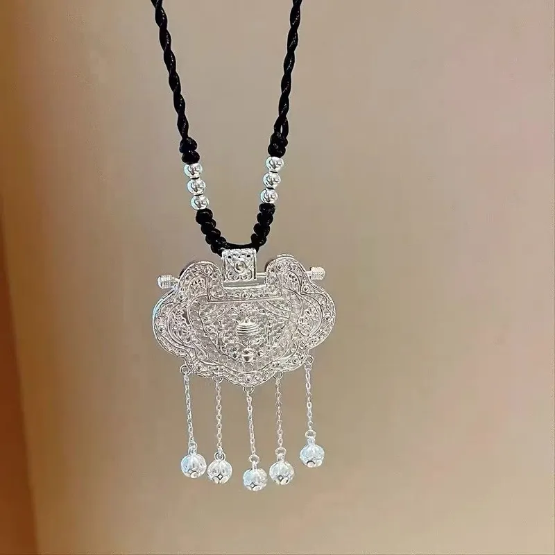 CUTE DAME Sterling Silver Necklaces Women's Silver-3