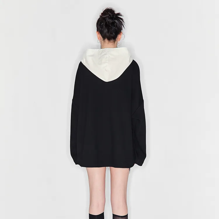 ANDREA MARTIN Sweatshirts Unisex-8