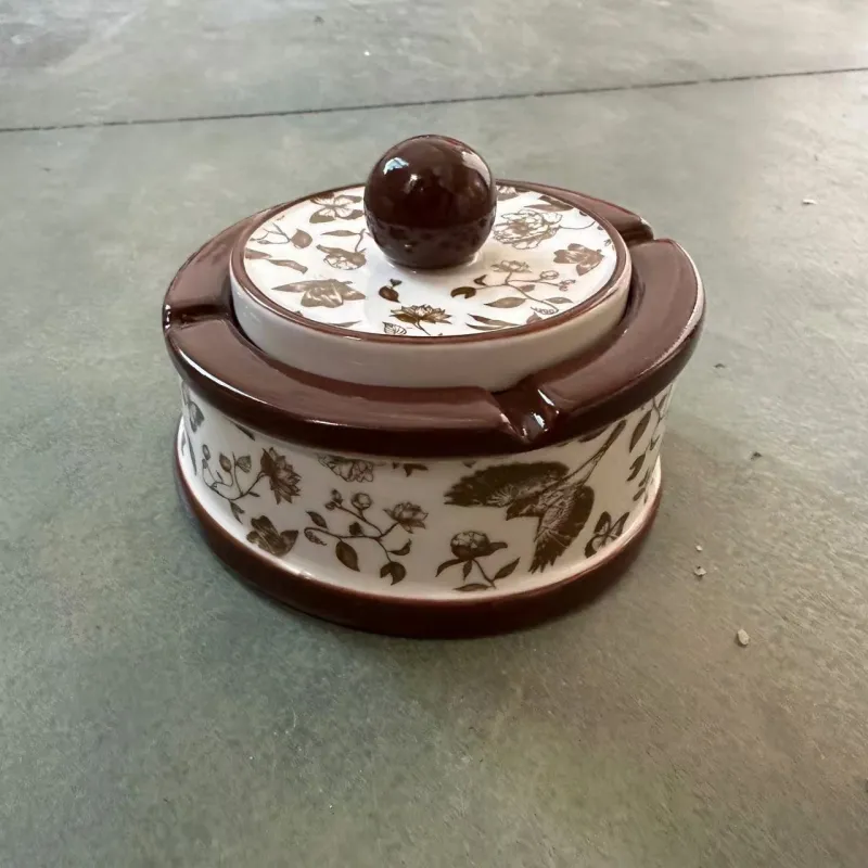 Meter Ceramic Ashtrays Black White-9