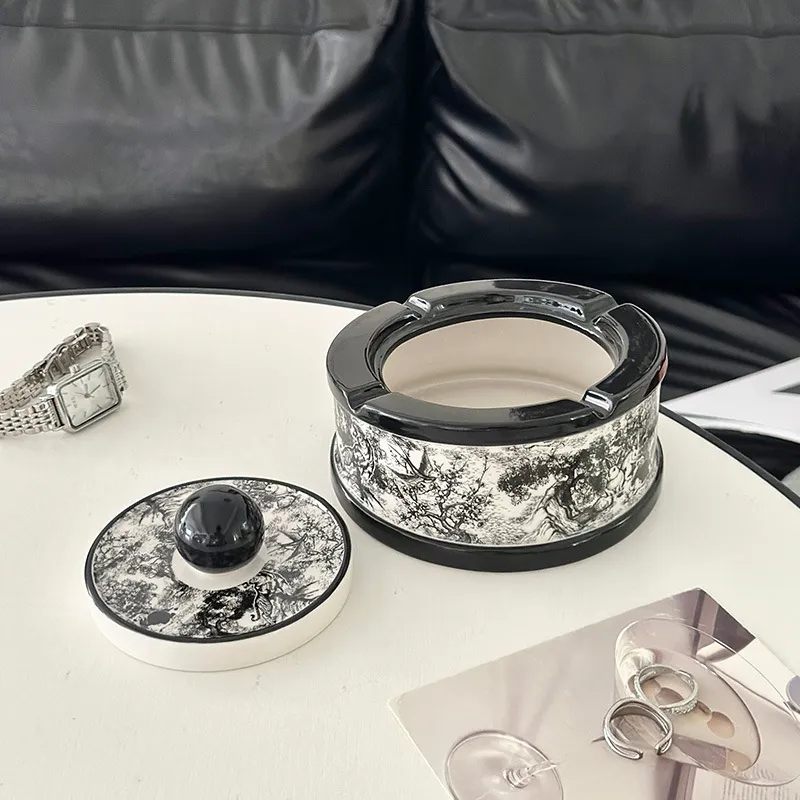 Meter Ceramic Ashtrays Black White-6