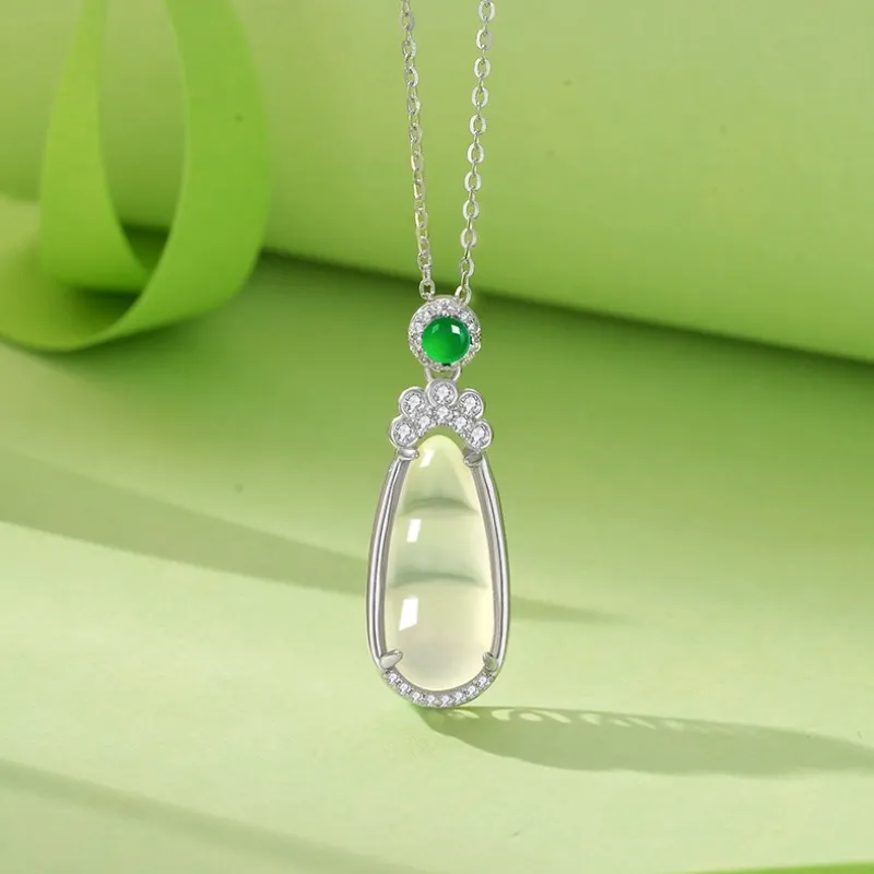 VASO Chalcedony Jade Necklaces Women's-6