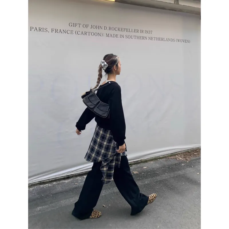 PANDA ADEVIL Casual Pants Unisex-1