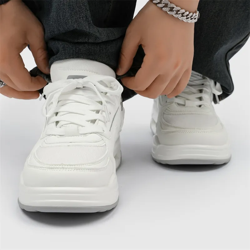 Peter Pan Anti-Slip Wear-Resistant Low-Top Skateboard Shoes Unisex-2