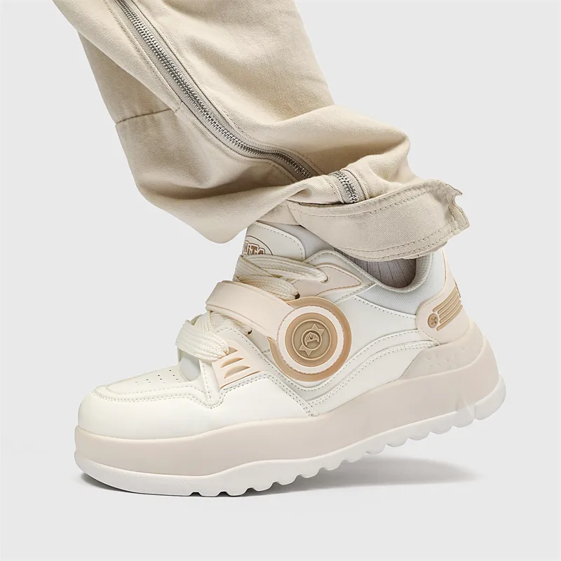 Peter Pan Anti-Slip And Wear-Resistant Breathable Low-Top Skateboard Shoes Unisex-2