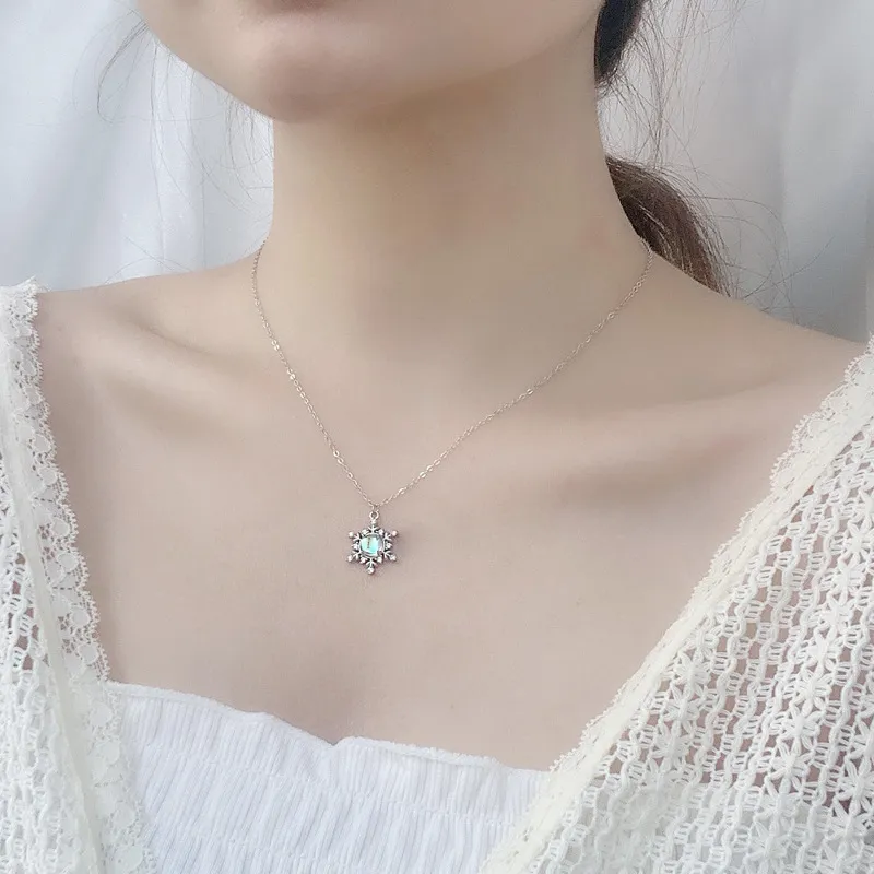 Quarqor Necklaces Women's-3