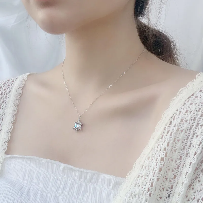 Quarqor Necklaces Women's-4