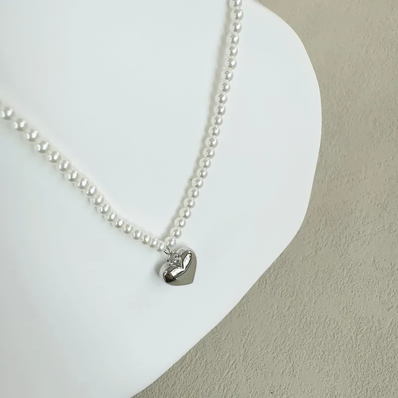 Quarqor Faux Pearl Necklaces Women's-3