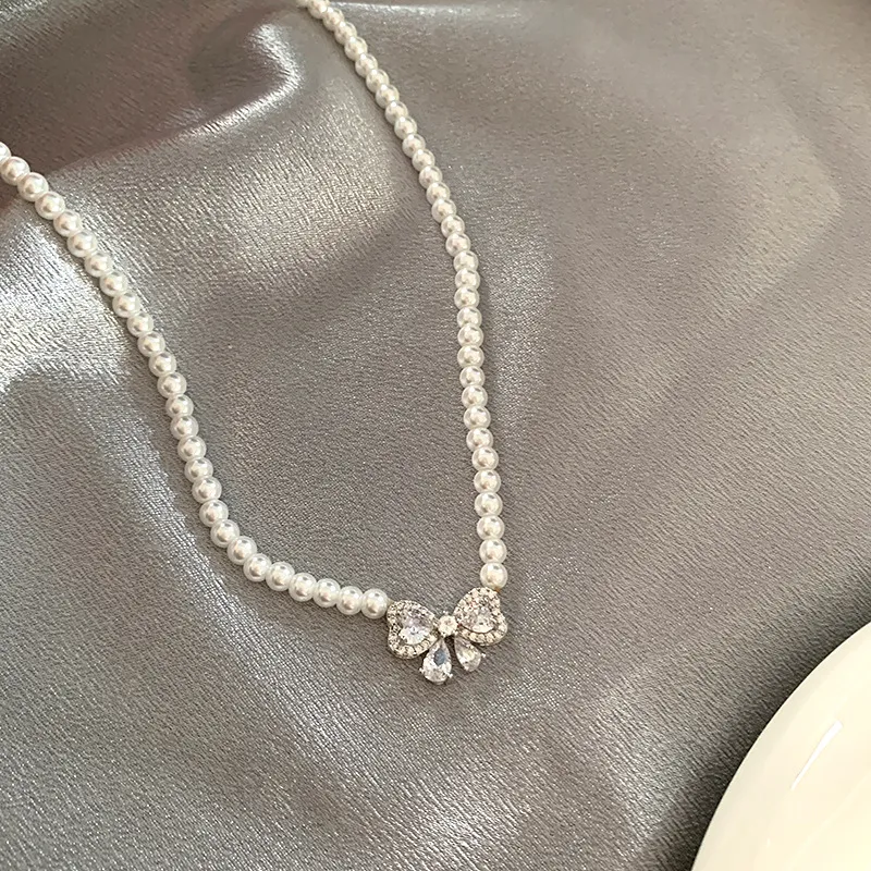Quarqor Necklaces Women's-1
