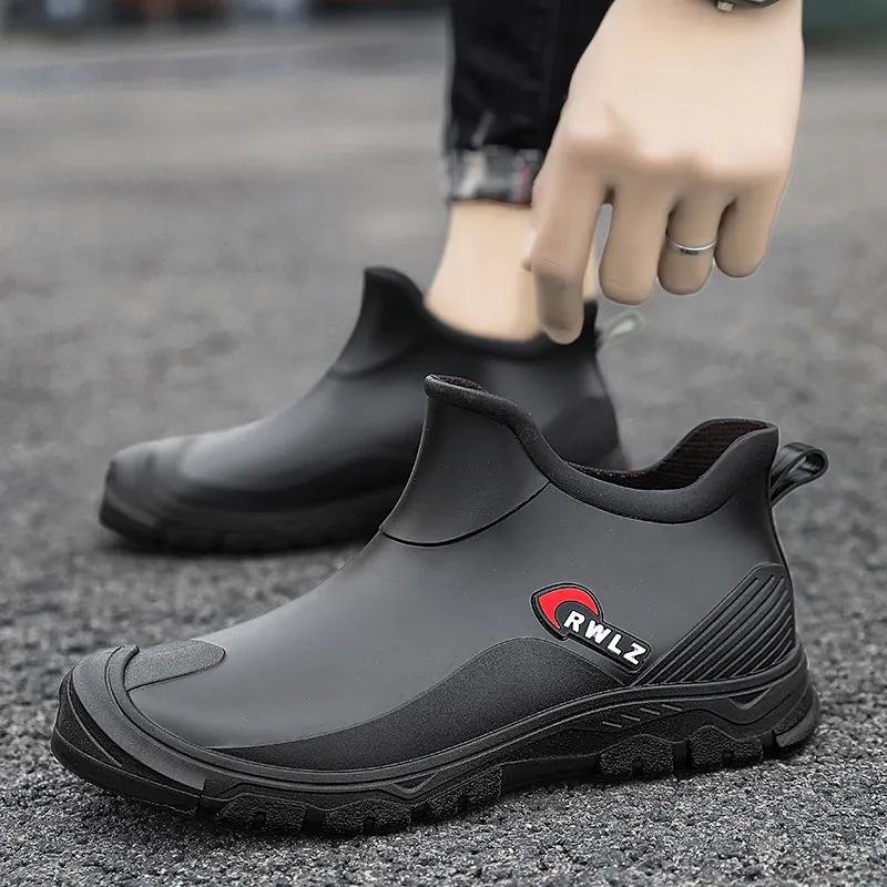 TAIHEYUAN Abrasion Resistant Shock Absorbers Rain Shoes Men's-3