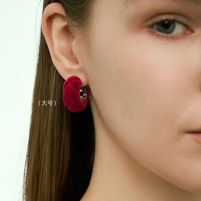 LELOUP 925 Sterling Silver Gold Plated Ear Stud With Red Flock Earrings Women's-2