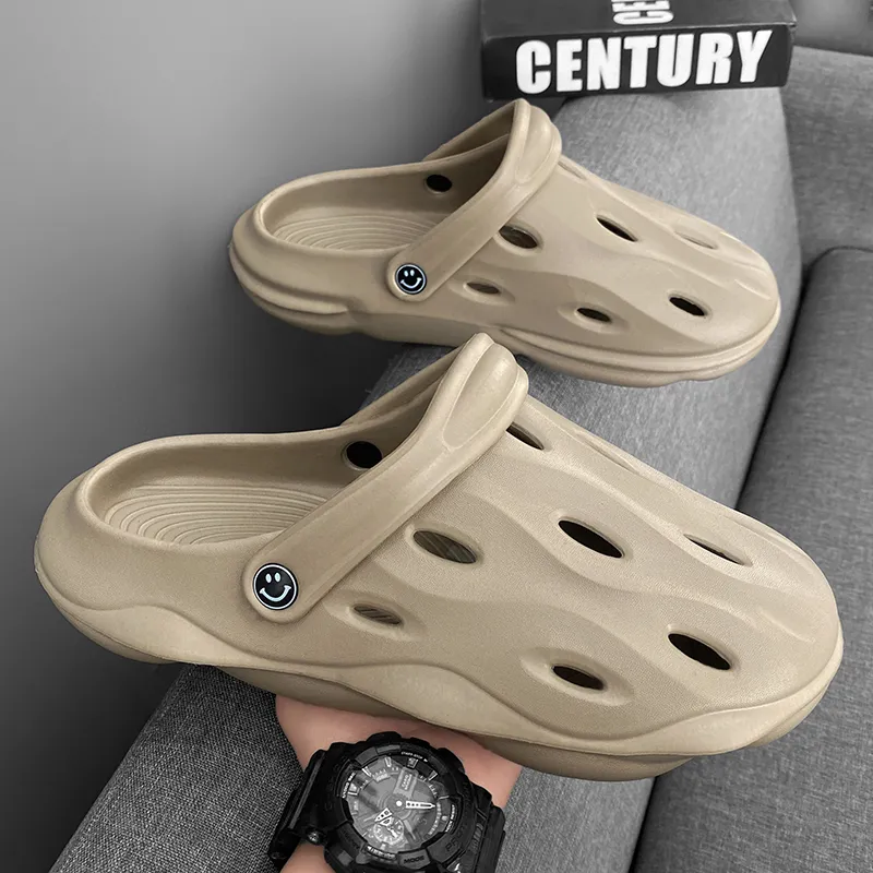 Wooden Rabbit Clogs Men-15
