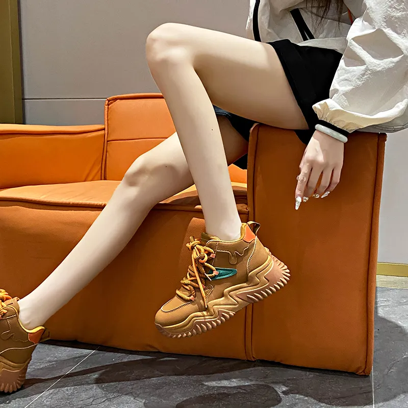 Wooden Rabbit Mid Top Kids Lifestyle Shoes Teenagers-6