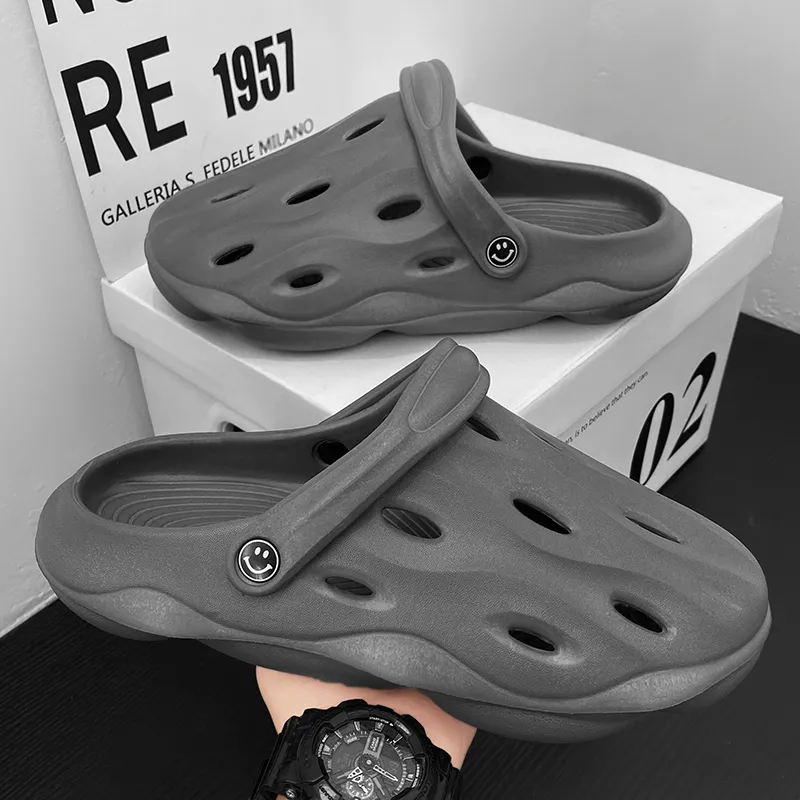 Wooden Rabbit Clogs Men-10