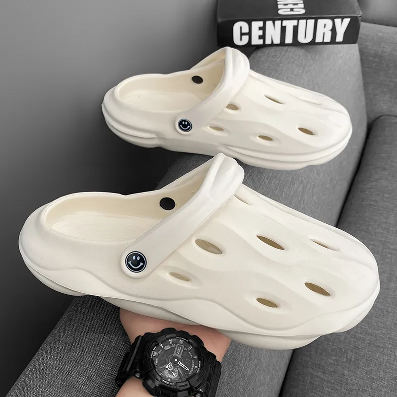 Wooden Rabbit Clogs Men-21