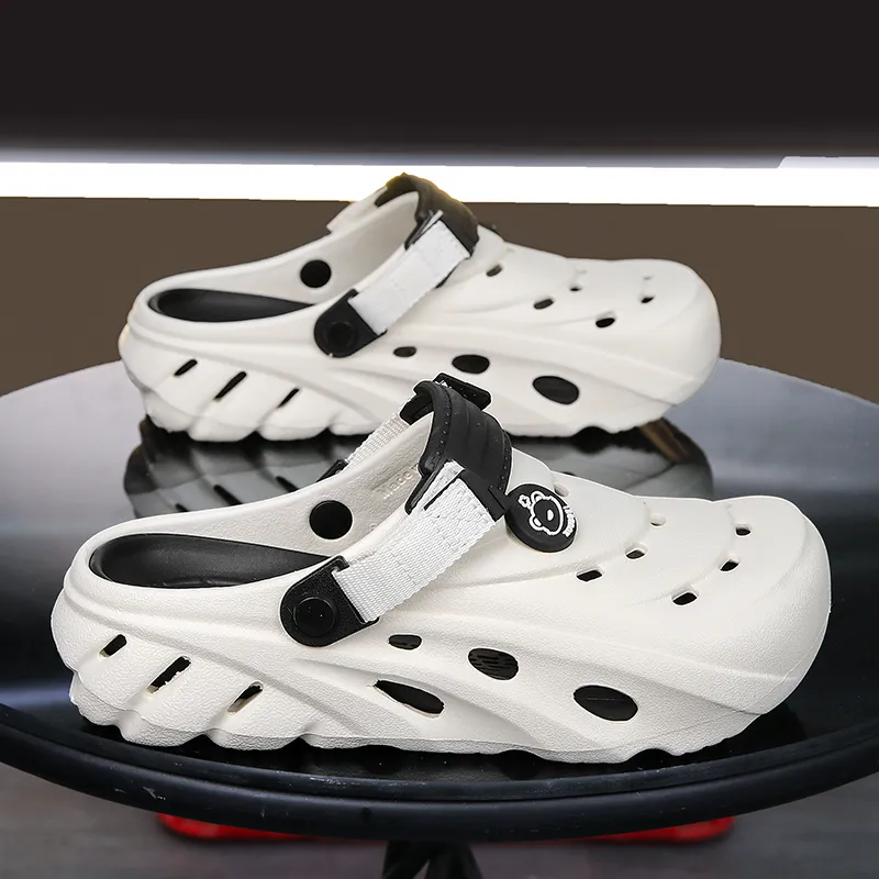 Wooden Rabbit Clogs Men-8