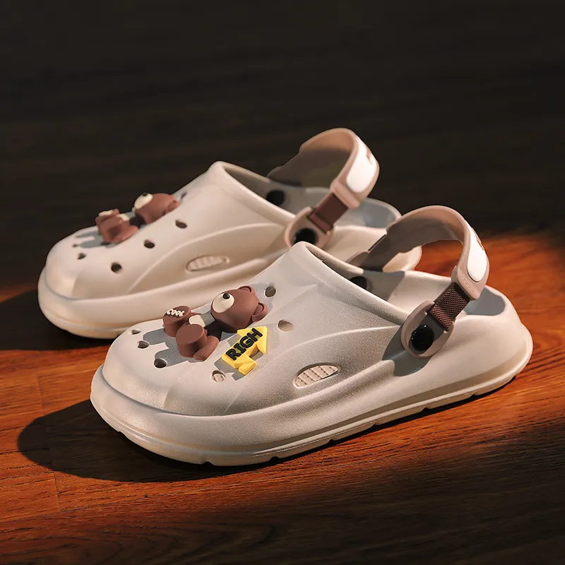 Wooden Rabbit Clogs Men-12