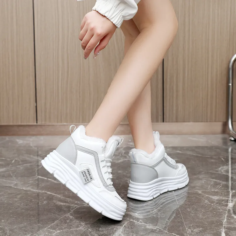 Wooden Rabbit Height Increasing High Top Kids' Skateboarding Shoes Teenagers-9